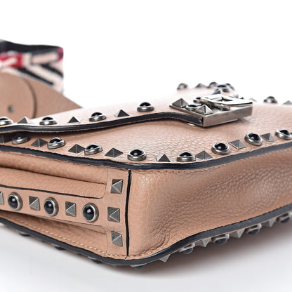 Valentino Garavani Grained Calfskin Onyx Guitar Strap Rockstud Rolling Shoulder Flap Messenger Bag Soft Noisette 7 of 9