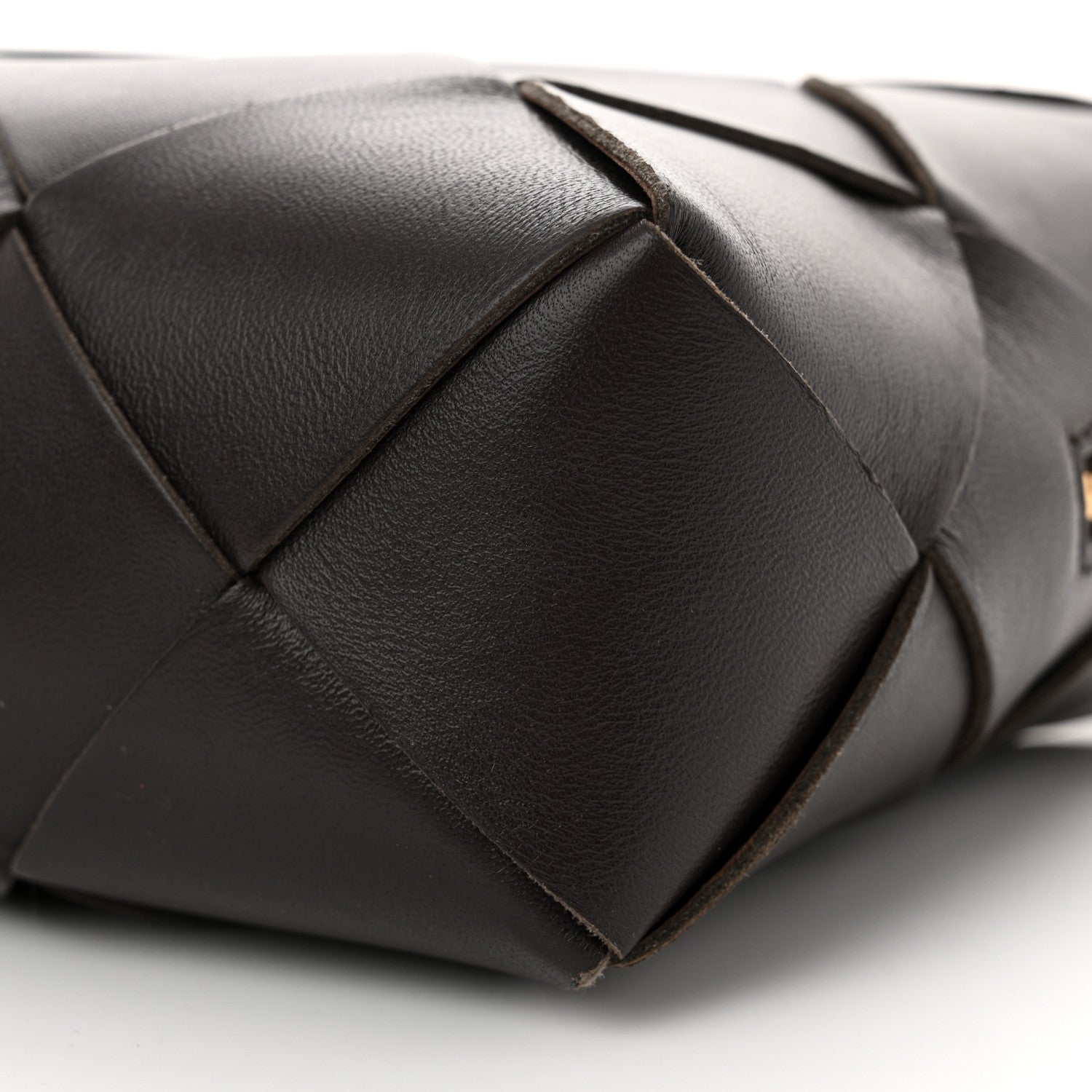 Bottega Veneta Lambskin Maxi Intrecciato Small Cassette Camera Bag Fondant 9 of 9