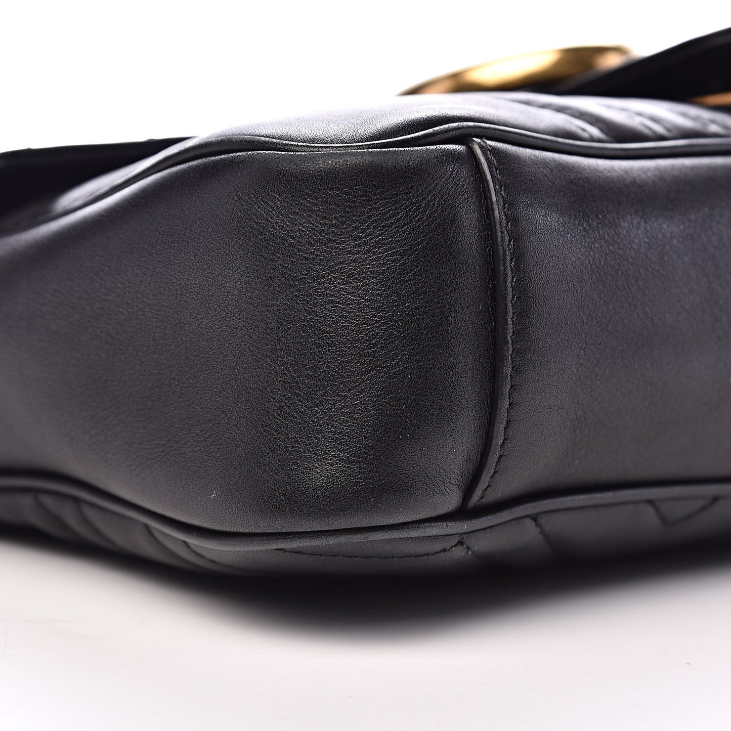 Calfskin Matelasse Medium GG Marmont Shoulder Bag Black