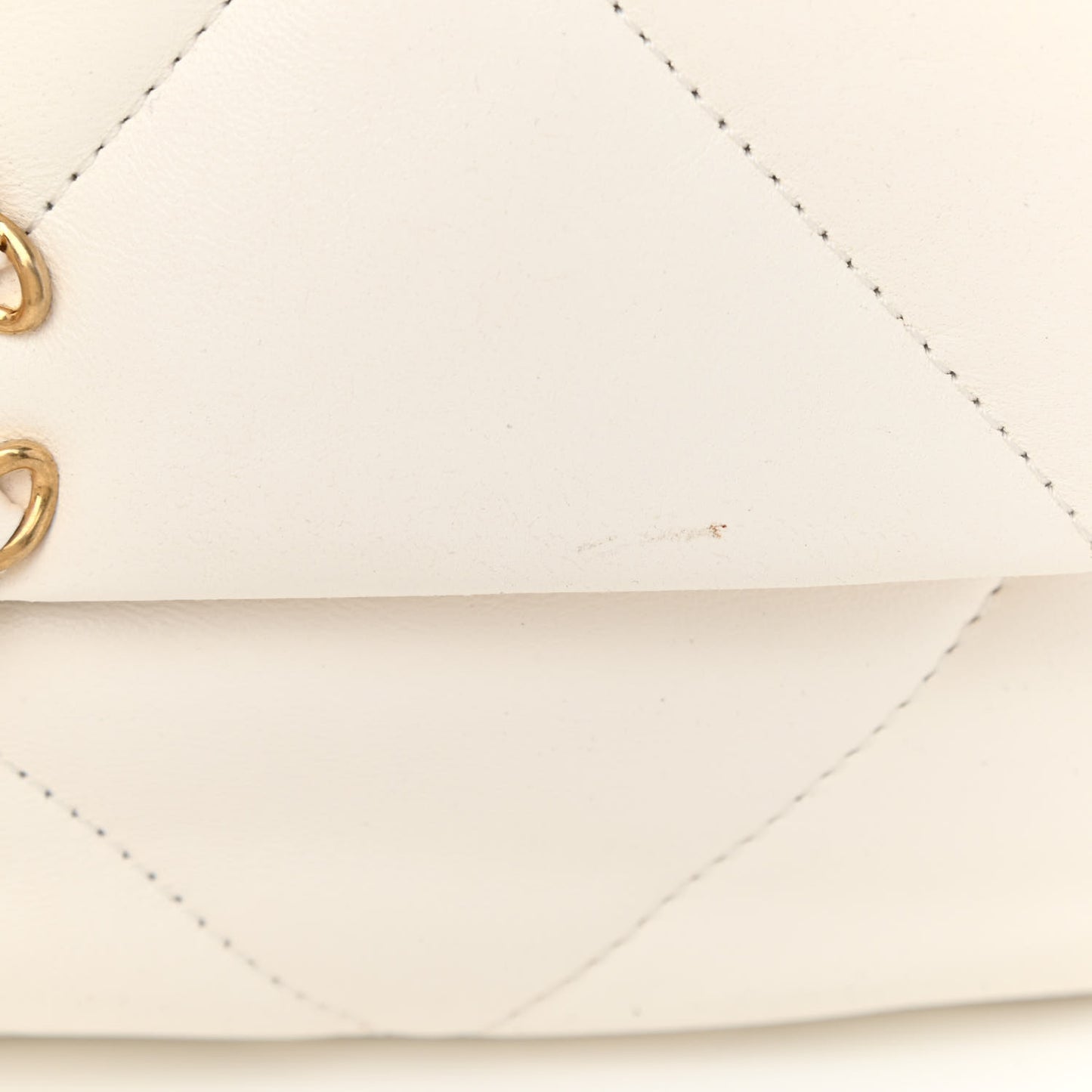 Lambskin Quilted Medium Chanel 19 Flap White