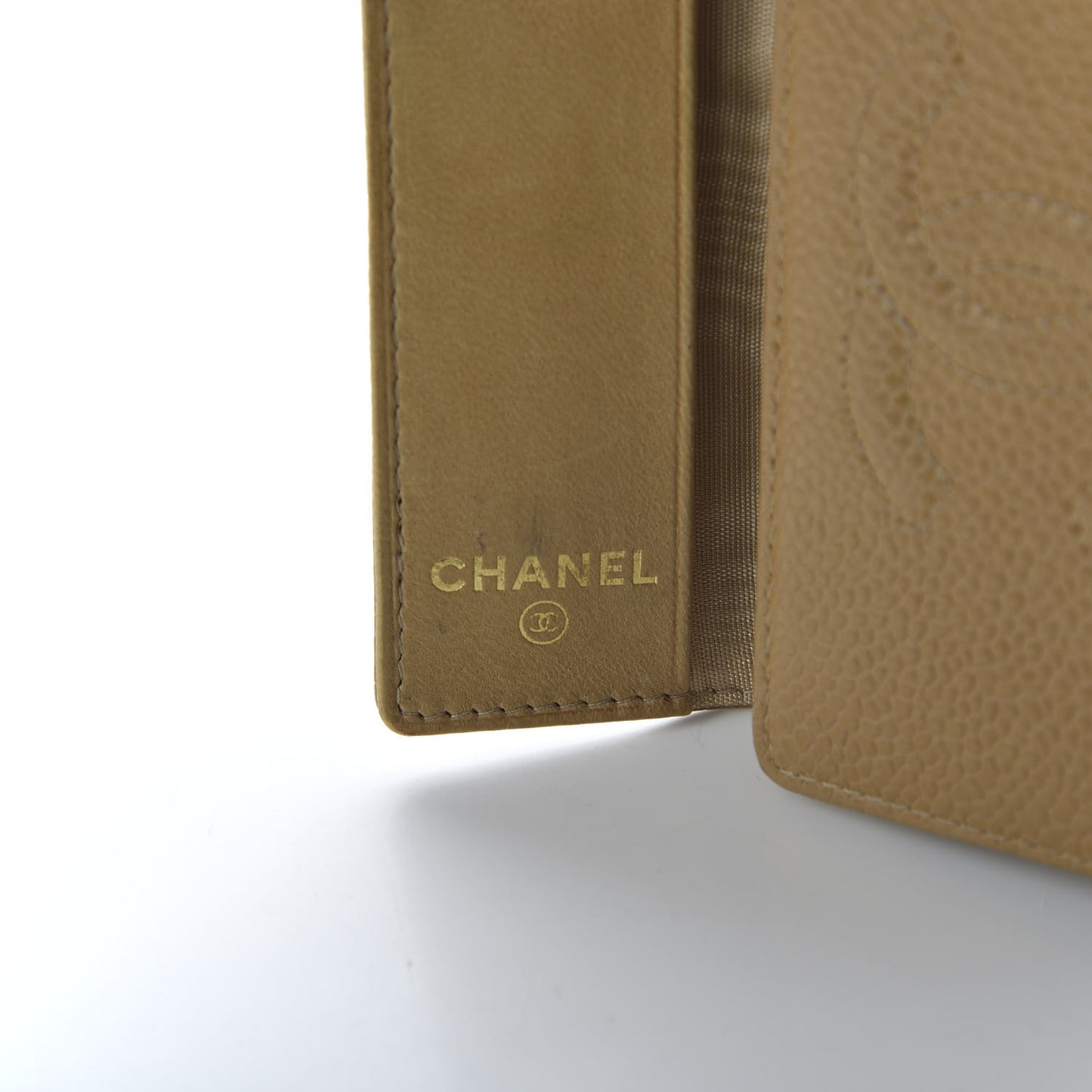 Caviar Timeless CC 6 Key Holder Case Beige Clair