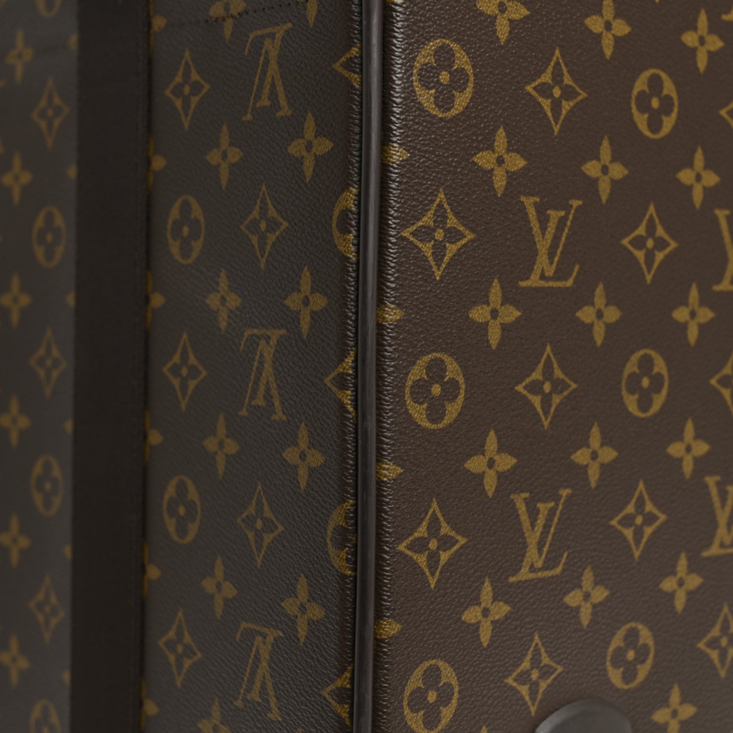 Louis Vuitton Monogram Pegase 70 17 of 18