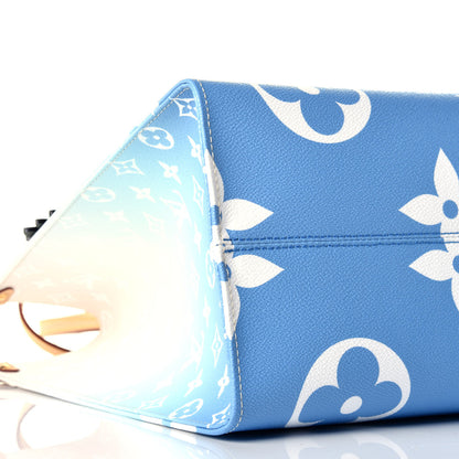 Louis Vuitton Monogram Giant By The Pool Onthego GM Blue 9 of 12