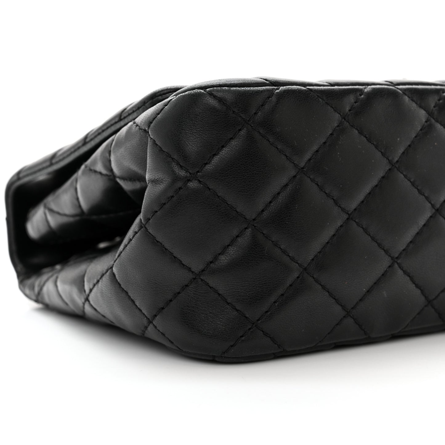 Lambskin Surpique Chevron Medium Single Flap Black