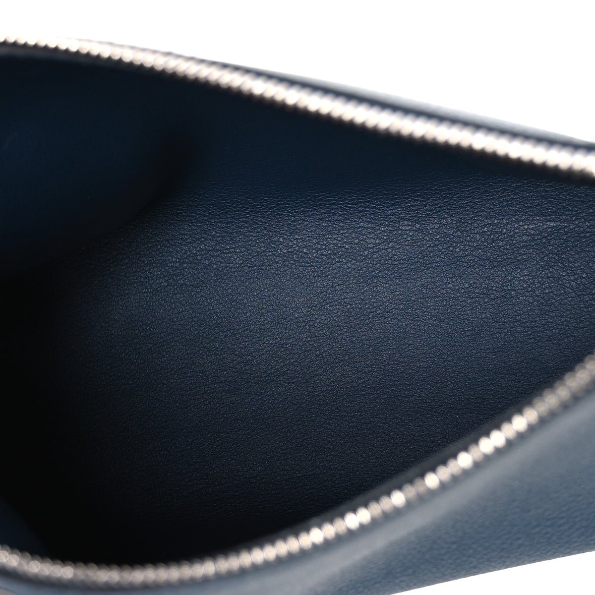 Hermes Evercolor Chaine d'Ancre Zipengo PM Toiletry Pouch Bleu Saphir 6 of 6