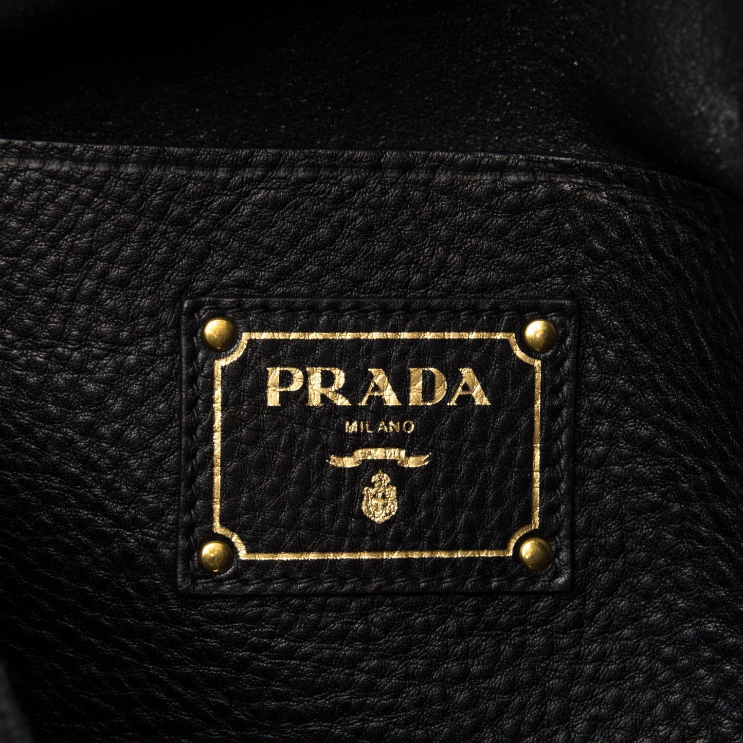 Vitello Daino Tote Nero Black