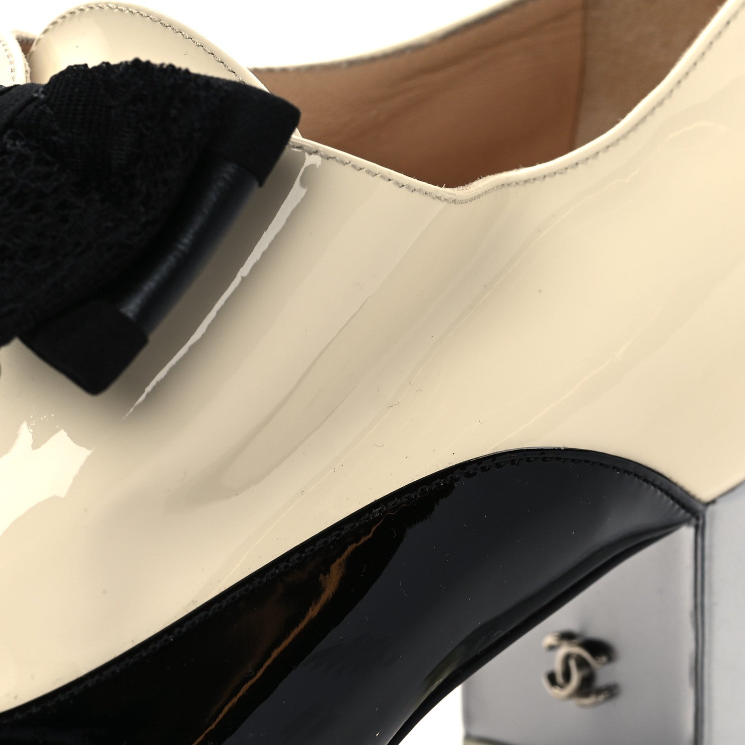 Chanel Patent Calfskin CC Bow Lace Up Oxford Pumps 39 Beige Black 10 of 10