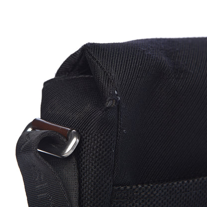 Louis Vuitton Damier Geant Messenger Bag Black 21 of 22
