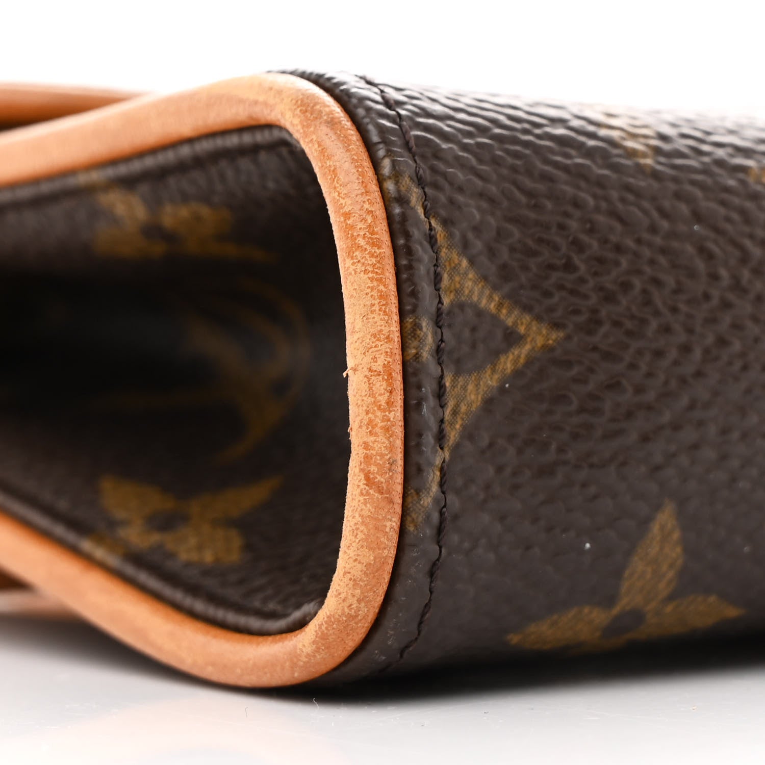 Louis Vuitton Monogram Pochette Florentine XS 9 of 10