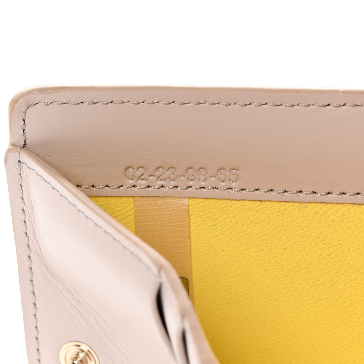 Shiny Calfskin Sense Compact Wallet Wild Grey