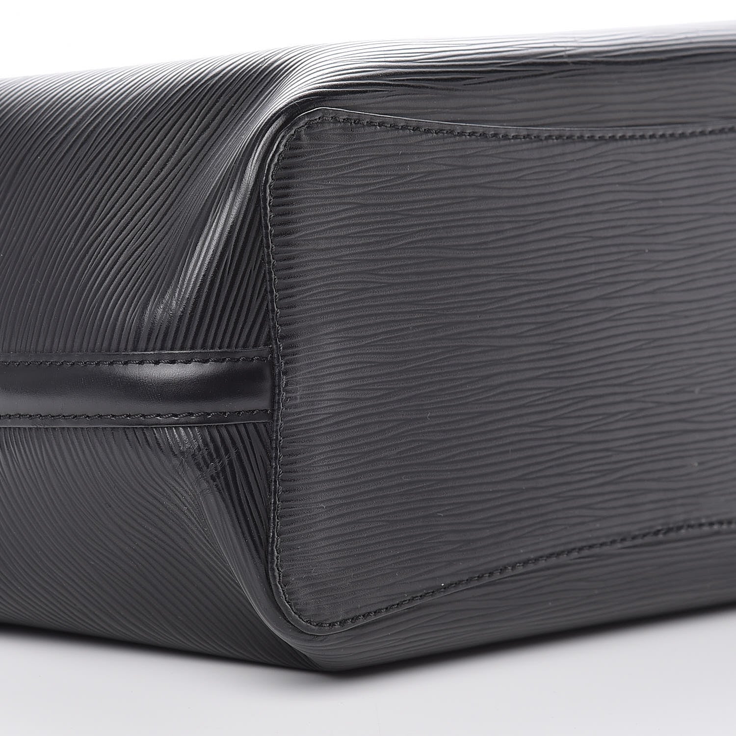 Louis Vuitton Epi Mandara MM Black 8 of 12