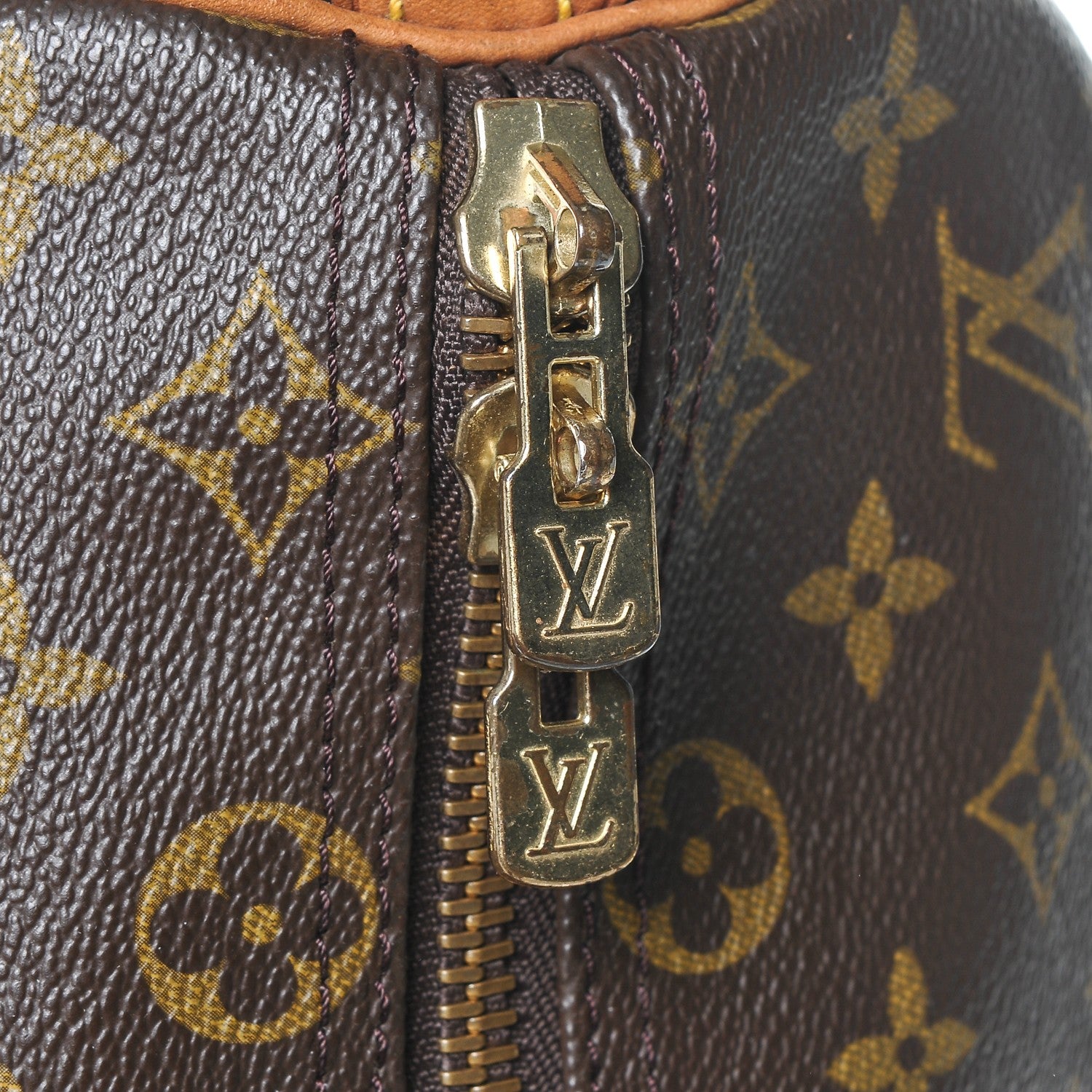 Louis Vuitton Monogram Keepall 45 8 of 10