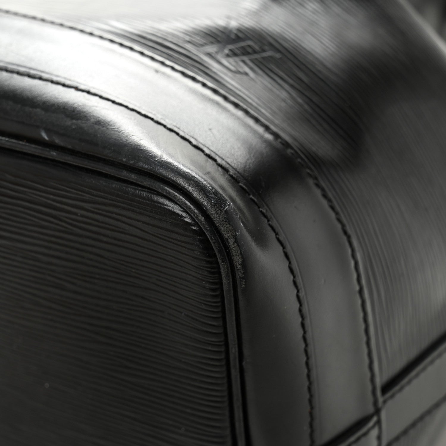 Louis Vuitton Epi Noe Black 12 of 12