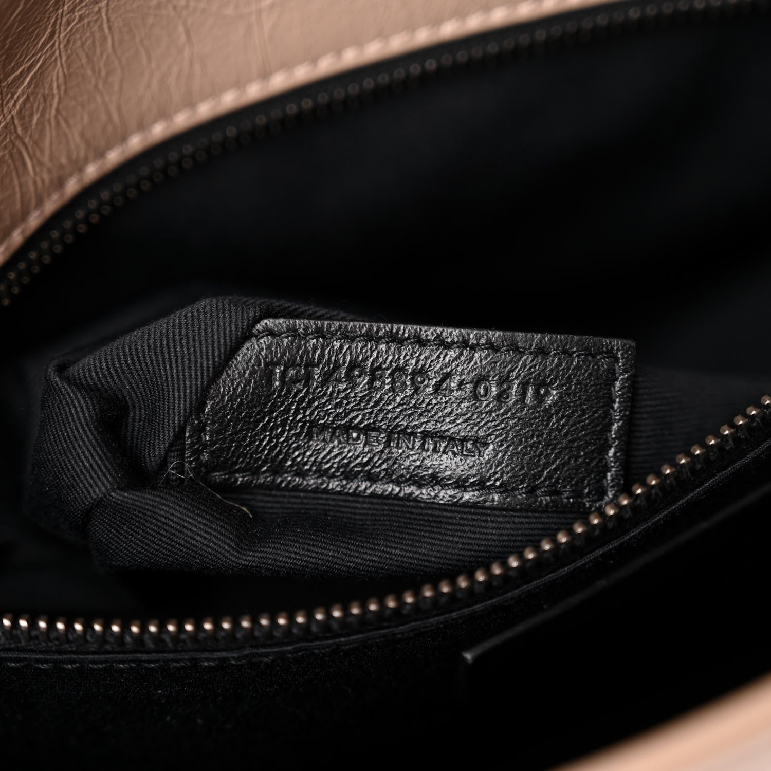 Saint Laurent Crinkled Calfskin Matelasse Monogram Medium Niki Chain Satchel Dusty Grey 7 of 11
