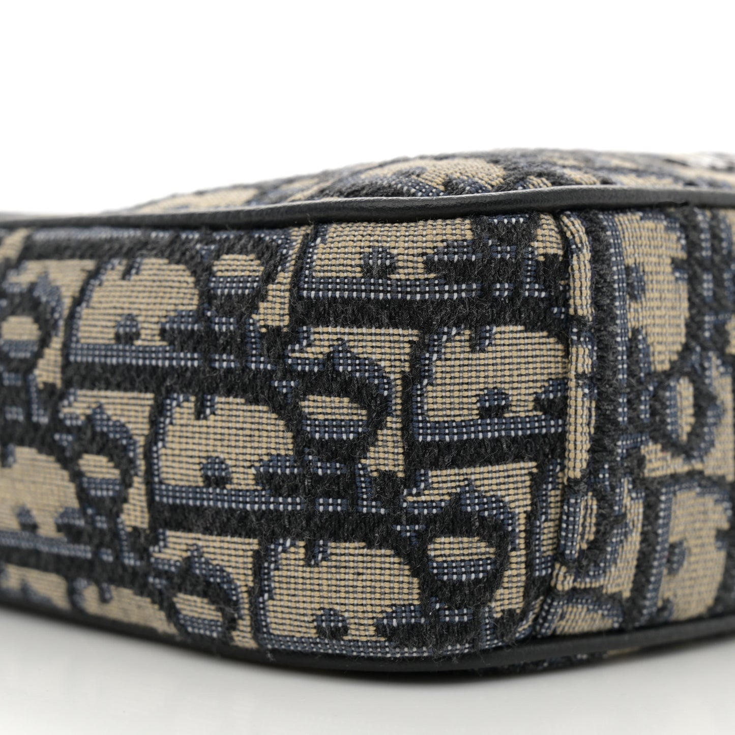 Oblique Messenger Pouch Beige Black