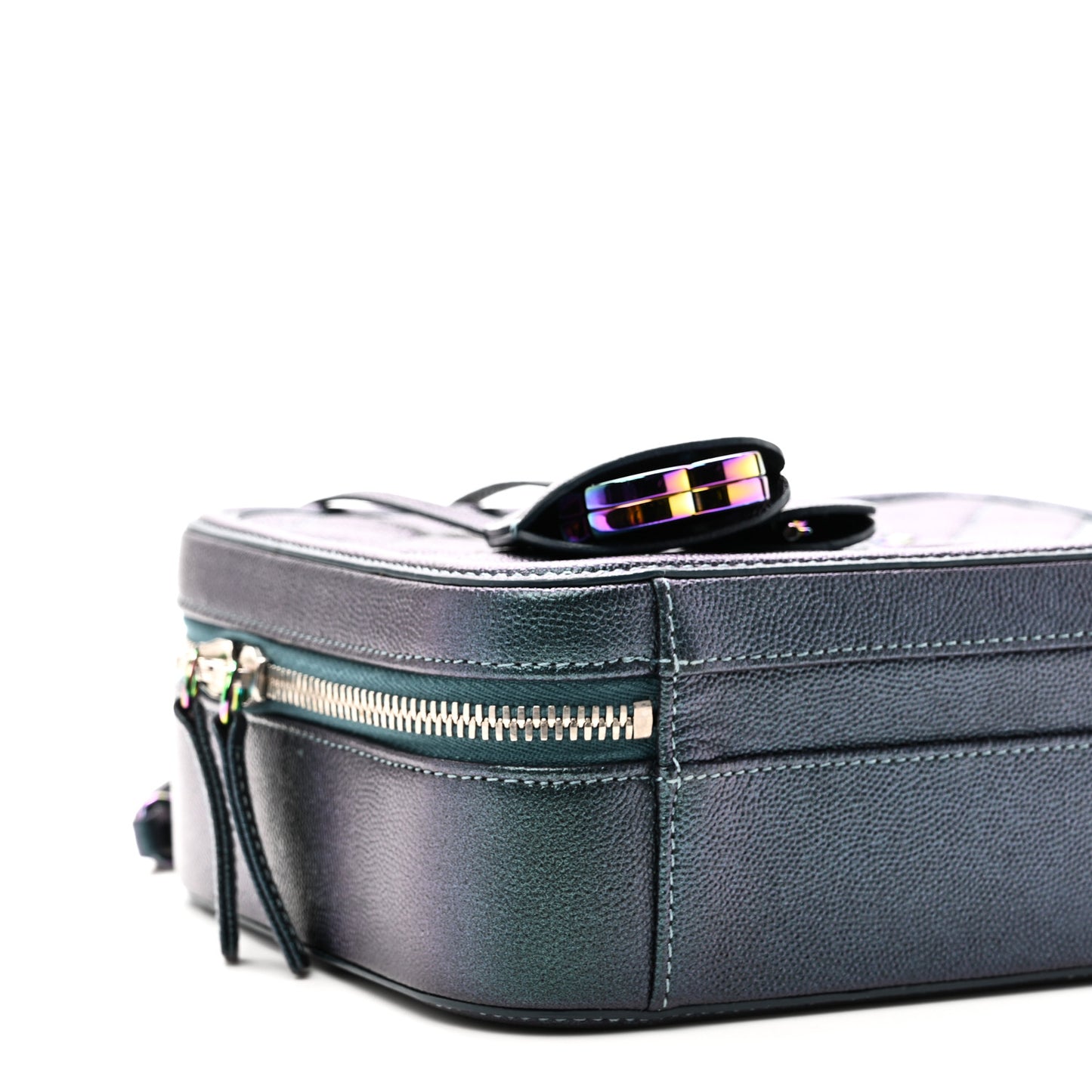 Iridescent Caviar Quilted Medium CC Filigree Vanity Case Dark Turquoise