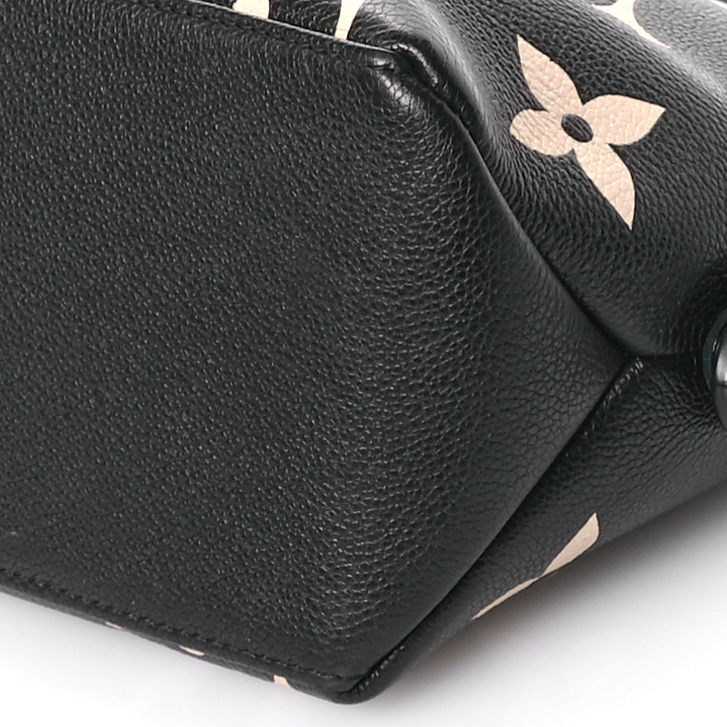 Empreinte Monogram Giant Petit Palais Black Beige