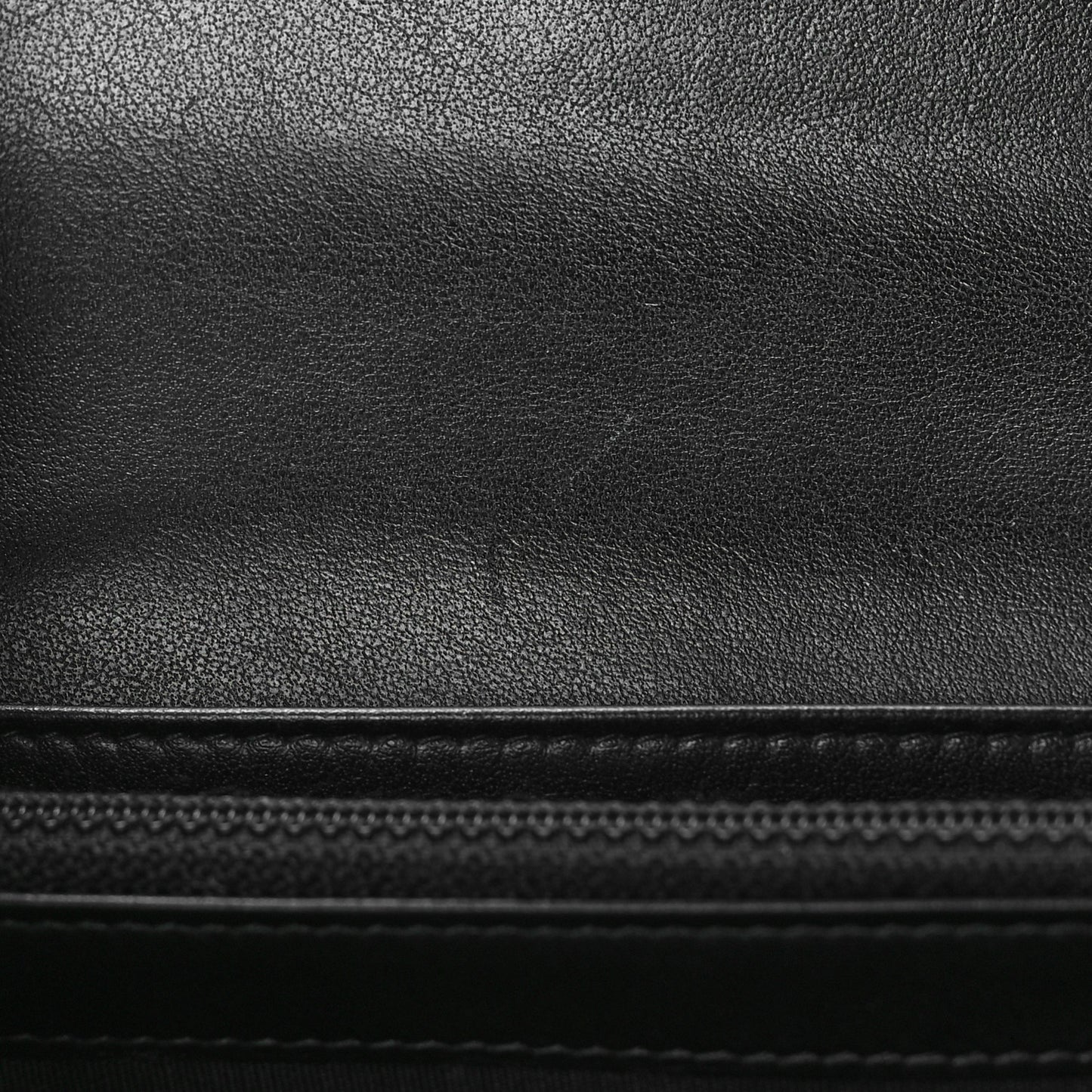 Caviar Quilted Medium Filigree Flap Wallet Black