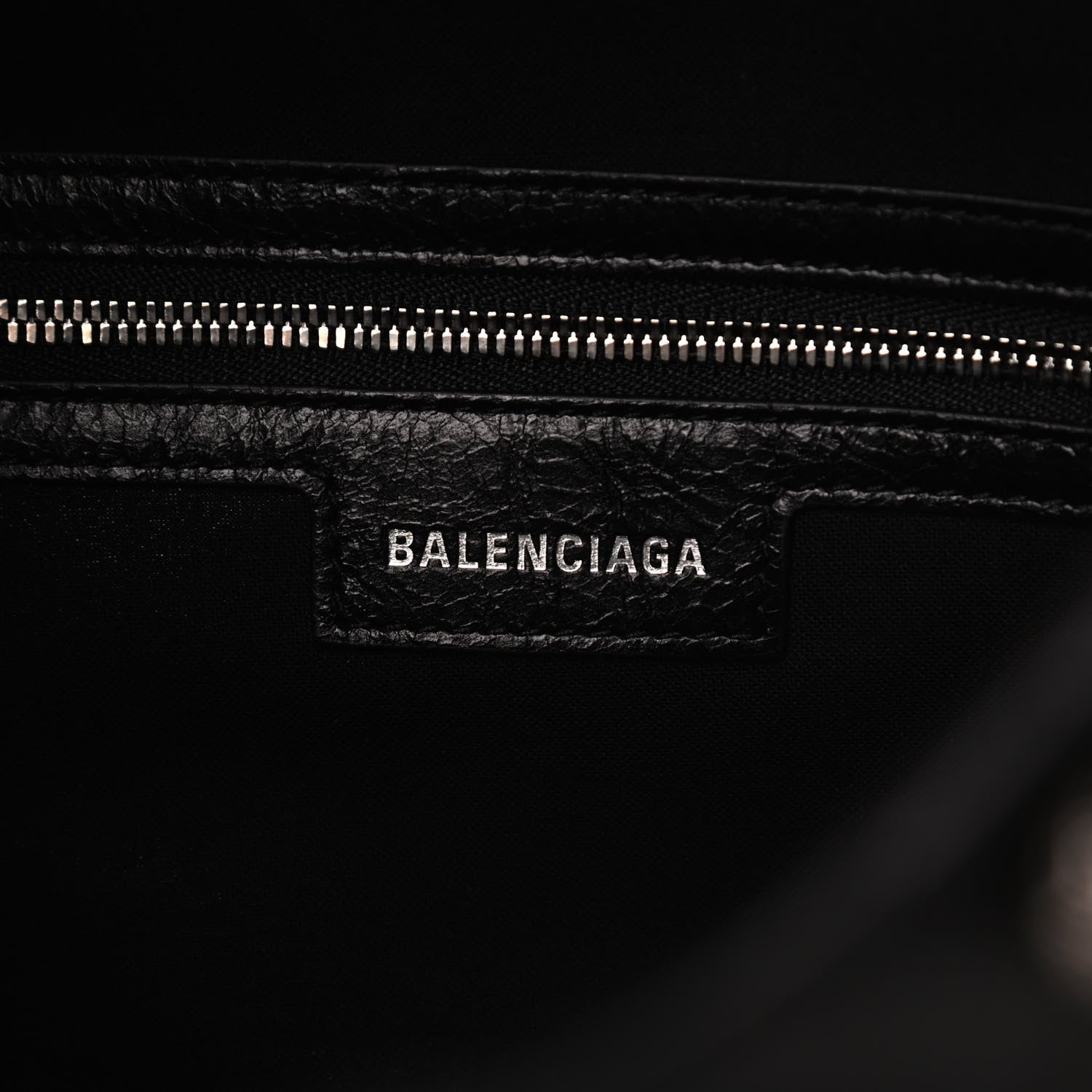 Balenciaga Agneau Arena Medium Le Cagole Shoulder Bag Black 6 of 9
