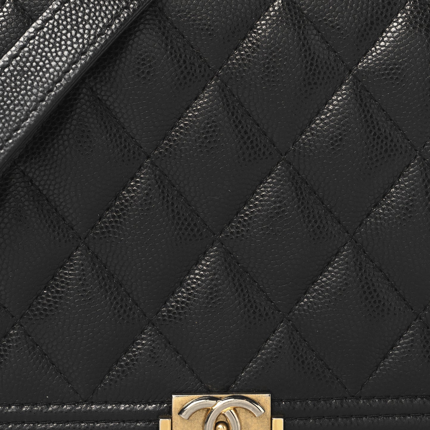 Caviar Quilted Boy Wallet On Chain WOC Black