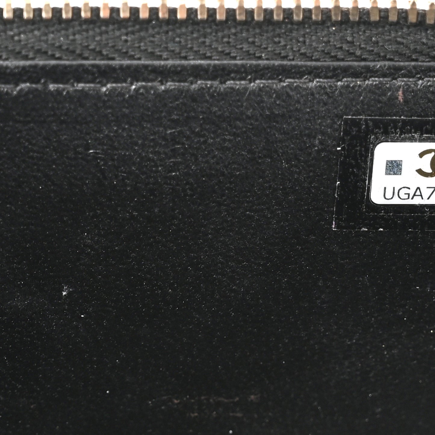 Lambskin Quilted Metal Small Top Handle Vanity Case With Chain Black