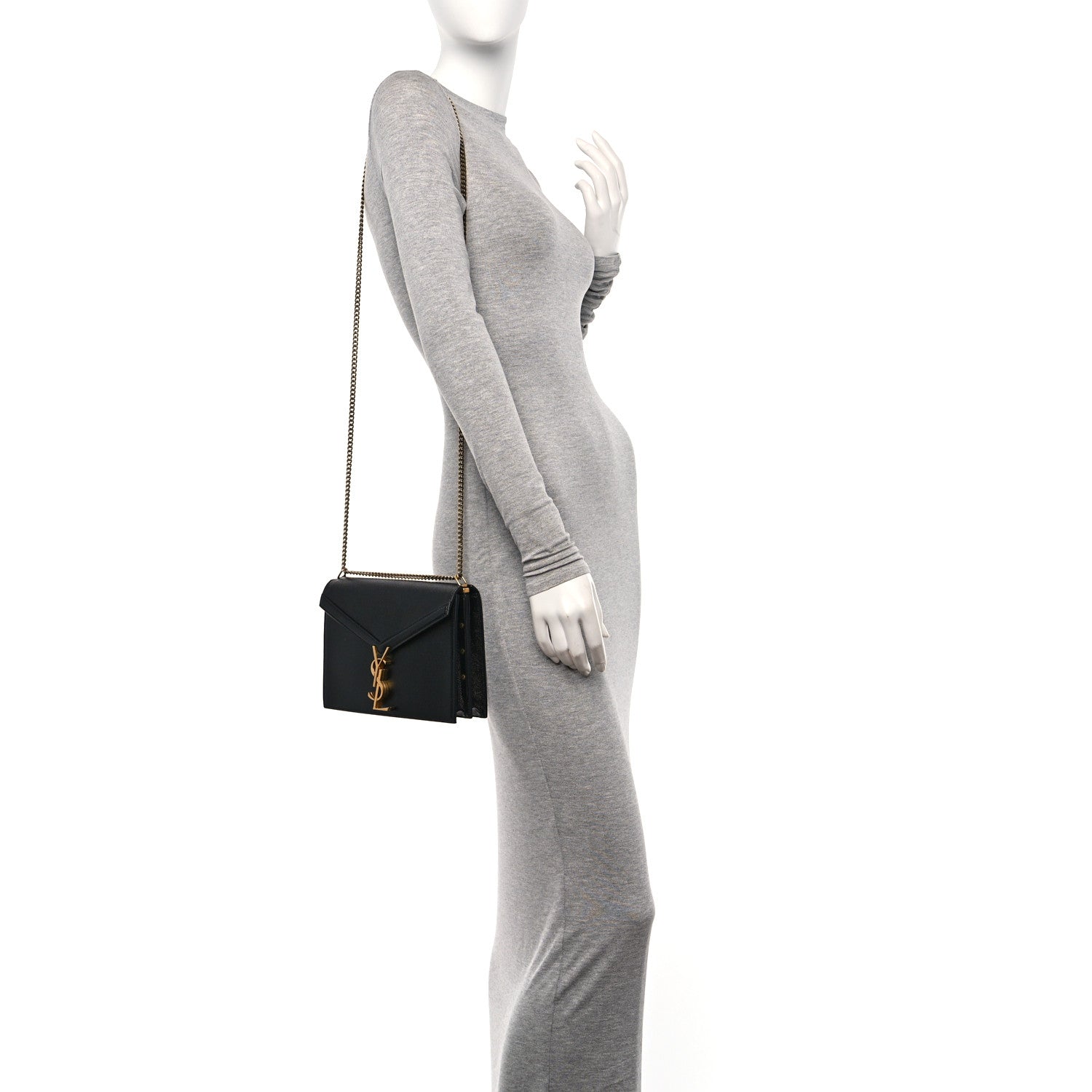 Saint Laurent Grain De Poudre Monogram Cassandra Clasp Bag Black 2 of 11