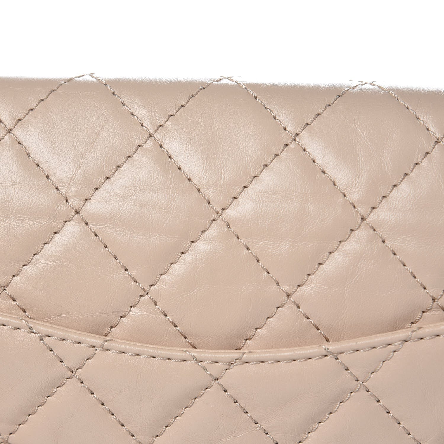 Chanel Aged Calfskin Quilted 2.55 Reissue 226 Flap Light Beige 10 of 10