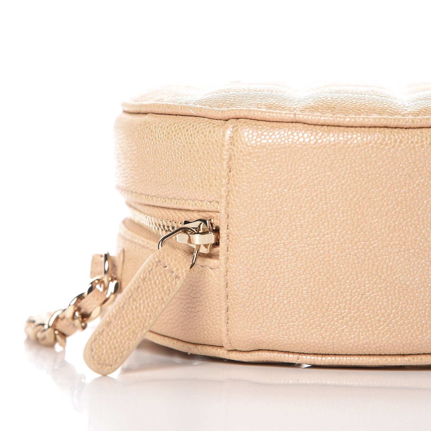 Caviar Quilted Round Clutch With Chain Beige