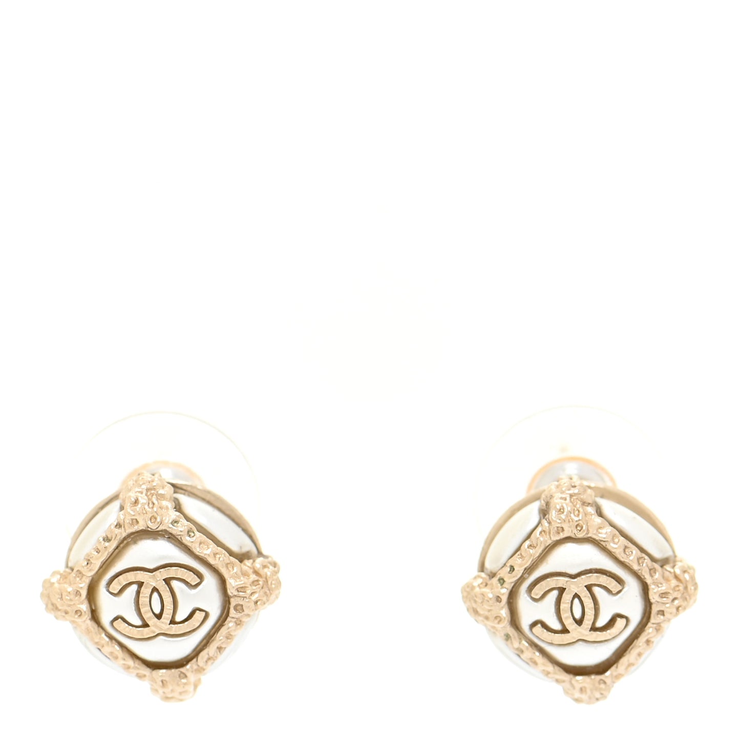 Pearl CC Round Earrings