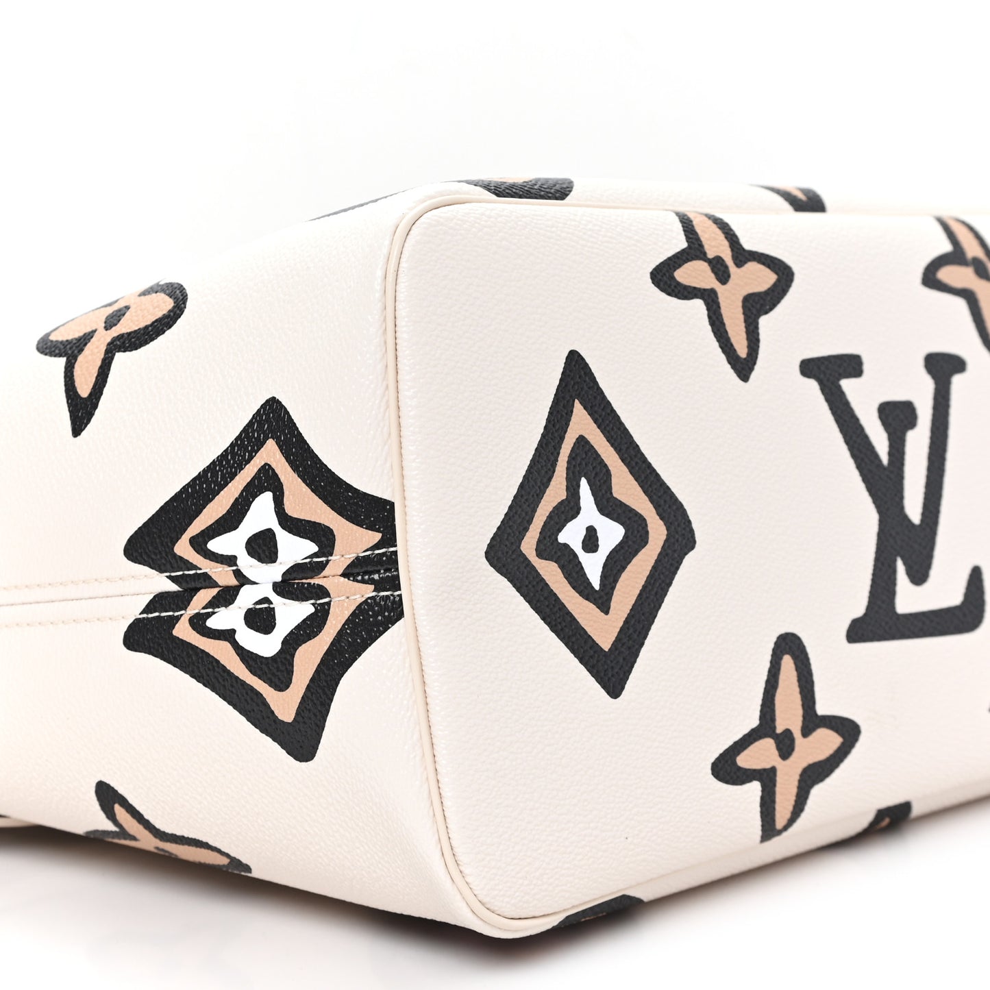 Monogram Giant Wild at Heart Neverfull MM Creme