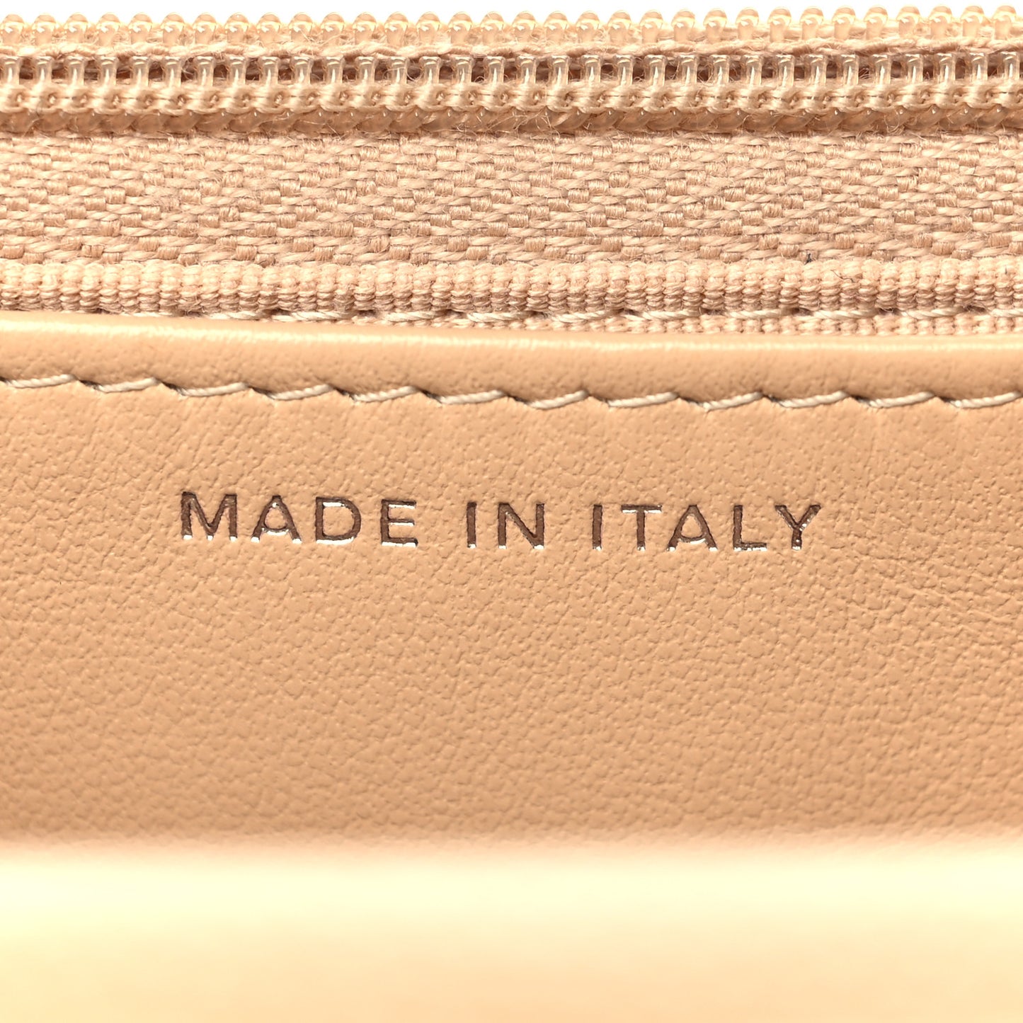 Caviar Quilted Wallet On Chain WOC Beige