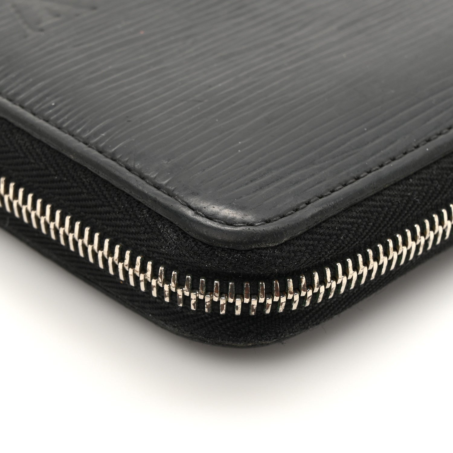 Louis Vuitton Epi Zippy Wallet Black 1774714 – FASHIONPHILE