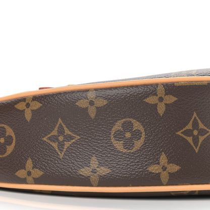 Louis Vuitton Monogram Loop 7 of 8