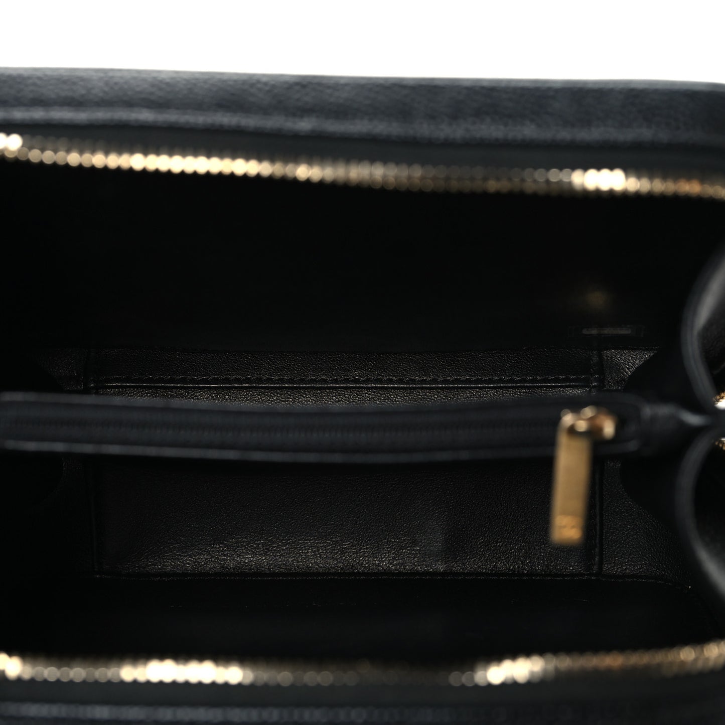 Caviar Quilted Medium CC Filigree Vanity Case Black