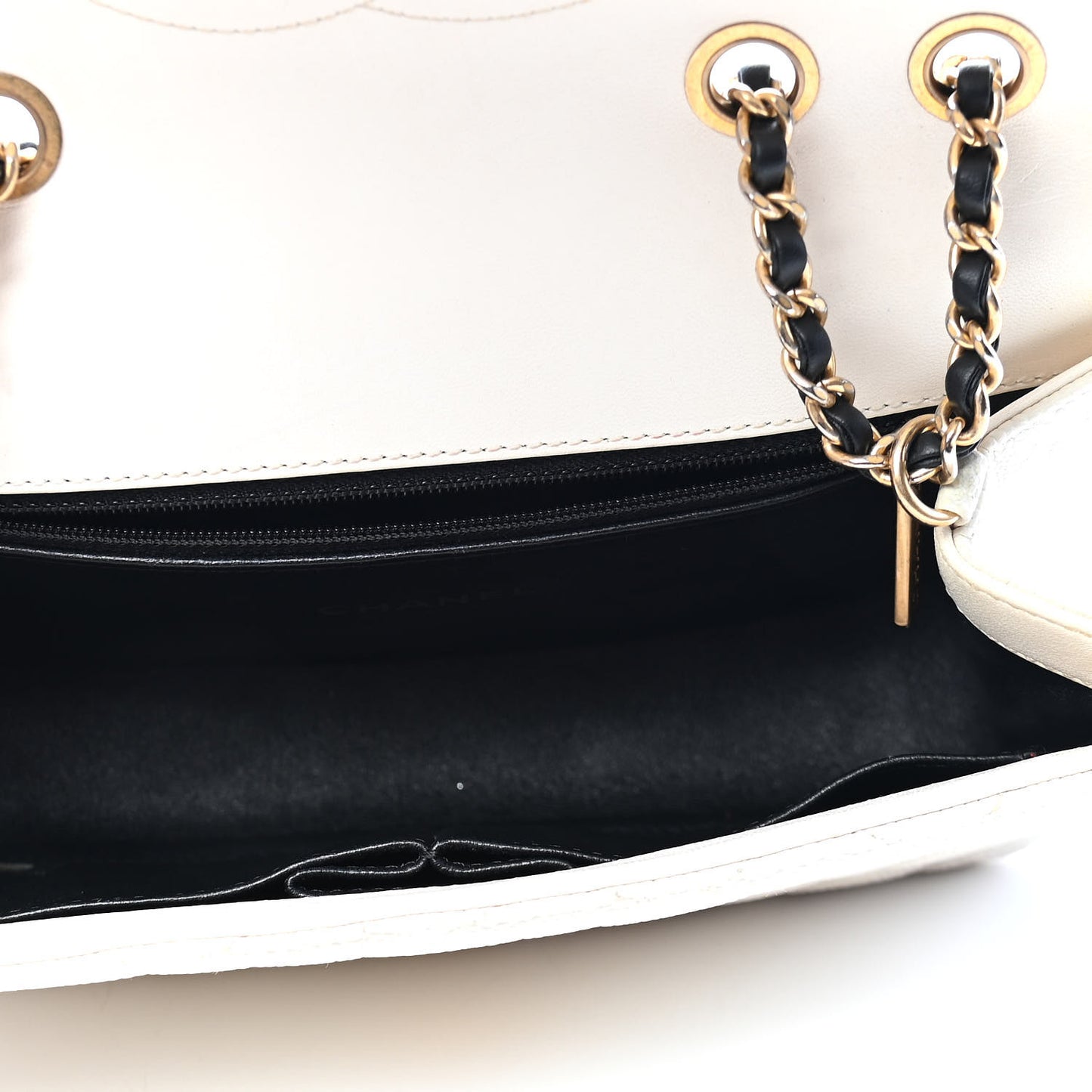Caviar Quilted Small CC Filigree Flap White Black