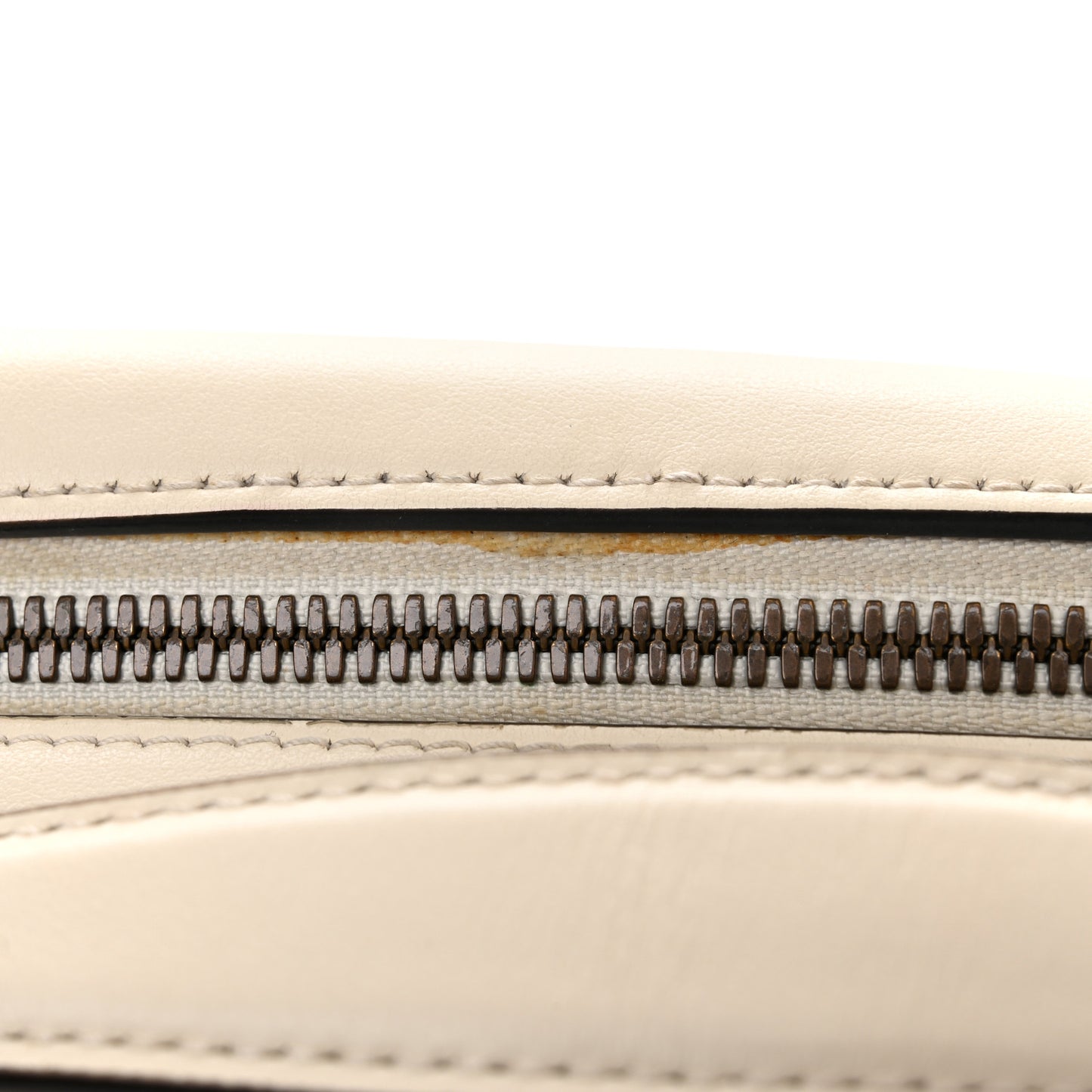 Calfskin Matelasse Sylvie Web Small GG Marmont Top Handle Shoulder Bag White