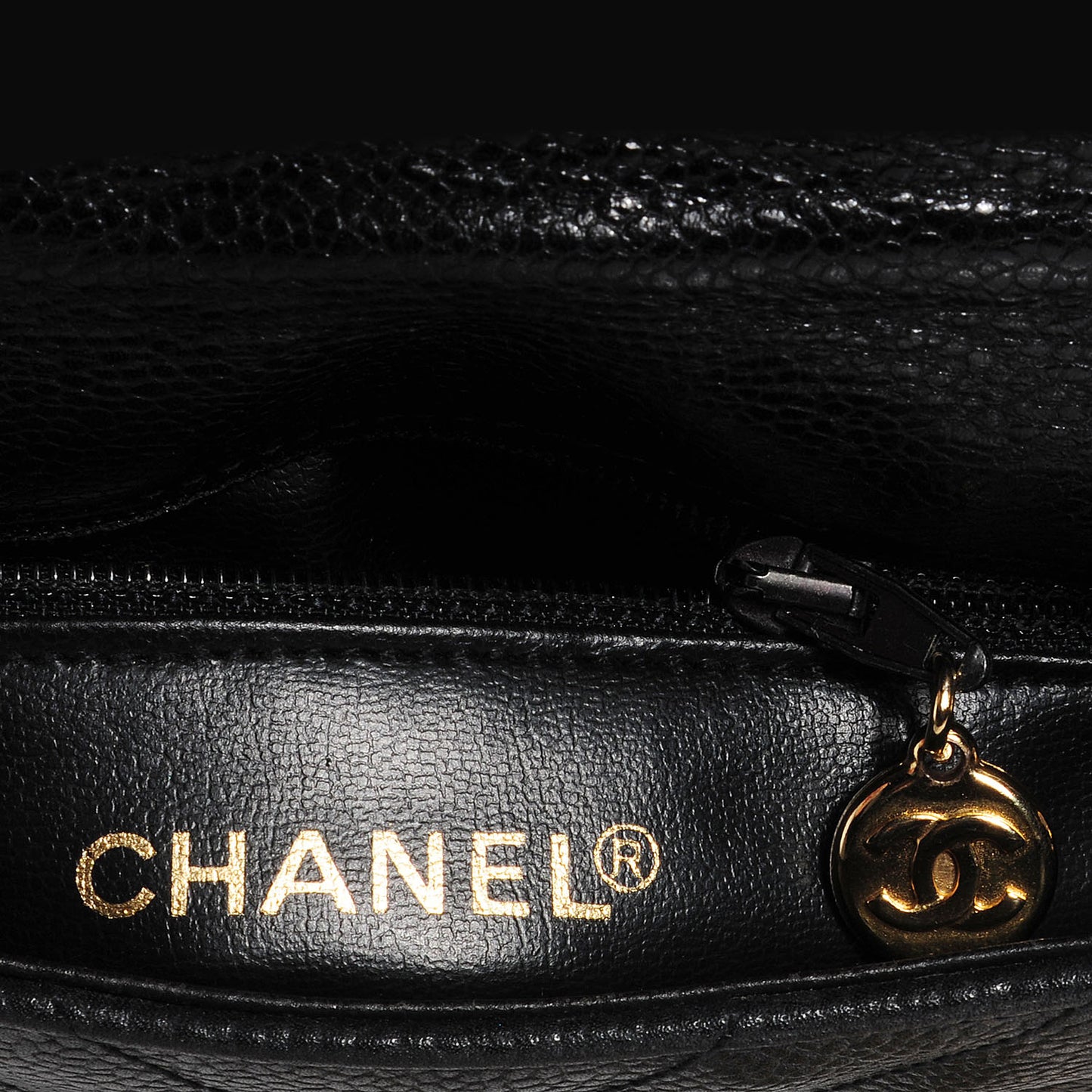 Caviar Chevron CC Shoulder Bag Black
