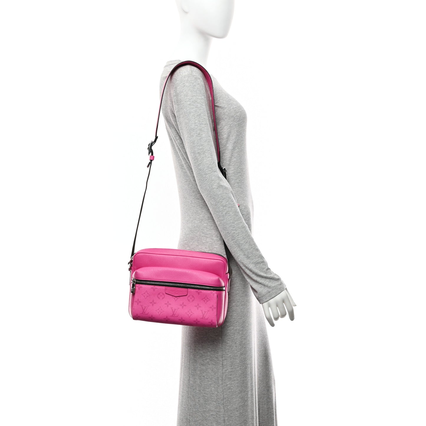 Taigarama Outdoor Messenger Fuchsia
