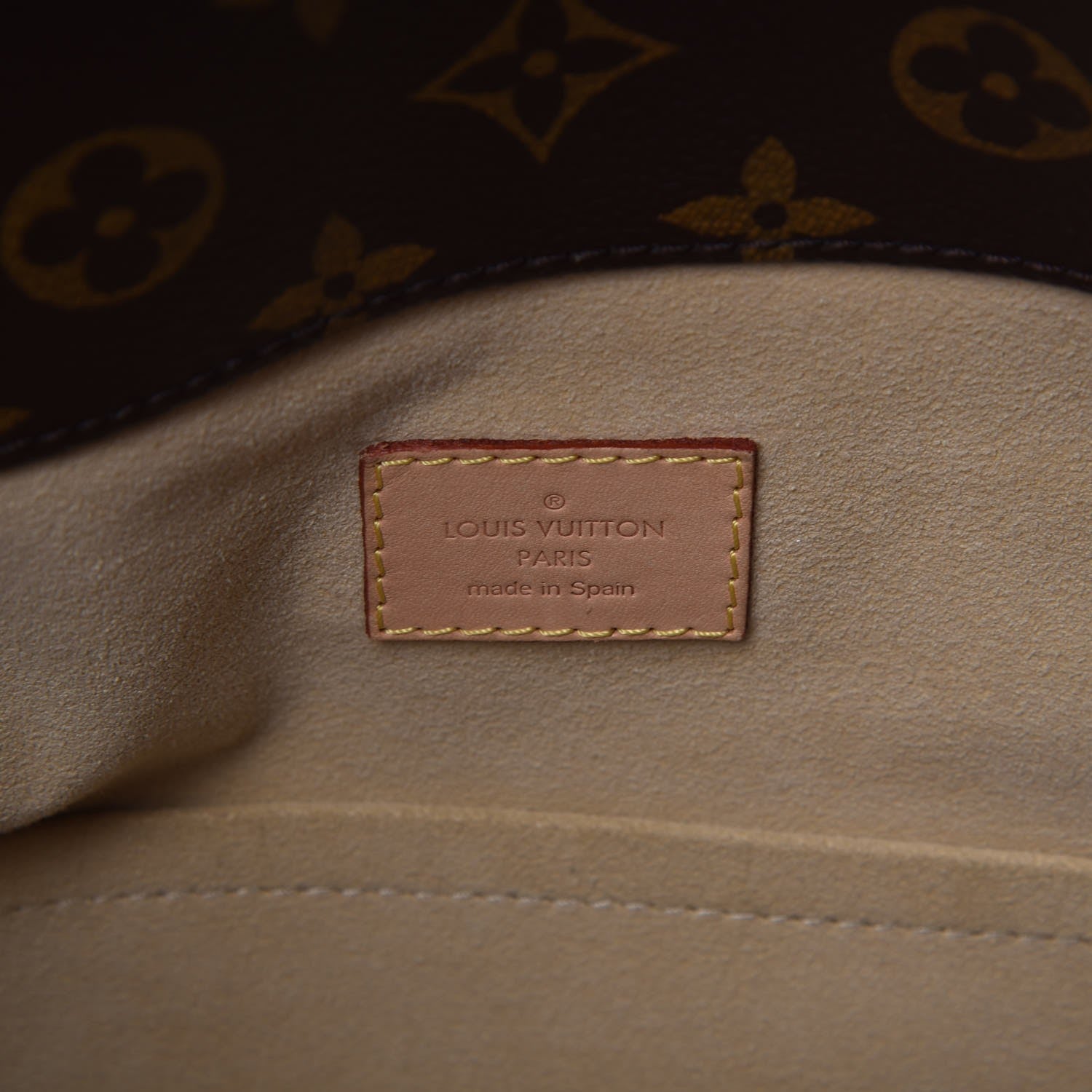 Louis Vuitton Monogram Artsy MM 6 of 6