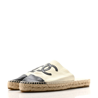Chanel Iridescent Goatskin CC Espadrille Mules 40 Ivory Black 3 of 10