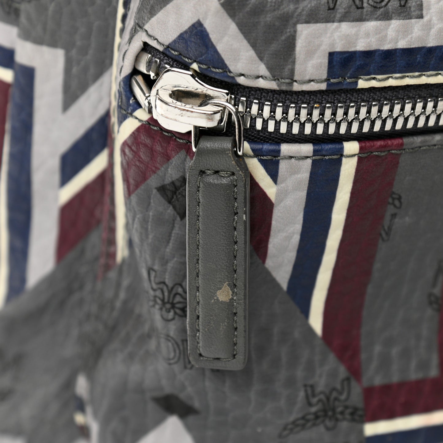 Visetos Chevron Stripe Medium Backpack Phantom Grey Multicolor