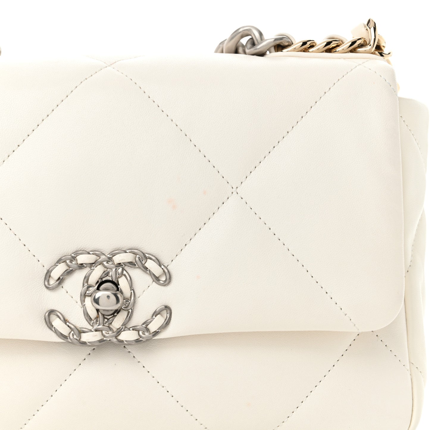 Lambskin Quilted Medium Chanel 19 Flap White