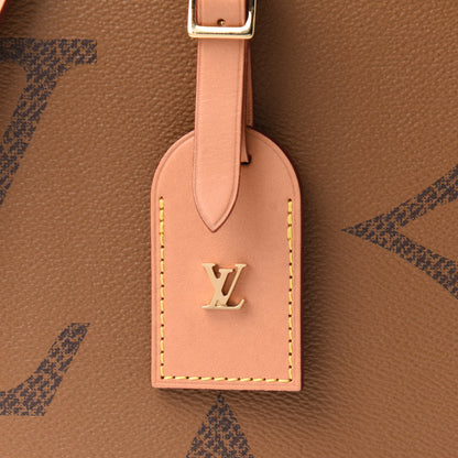Louis Vuitton Reverse Monogram Giant Boite Chapeau Souple 8 of 13