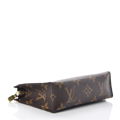 Louis Vuitton Monogram Toiletry Pouch 15 4 of 9