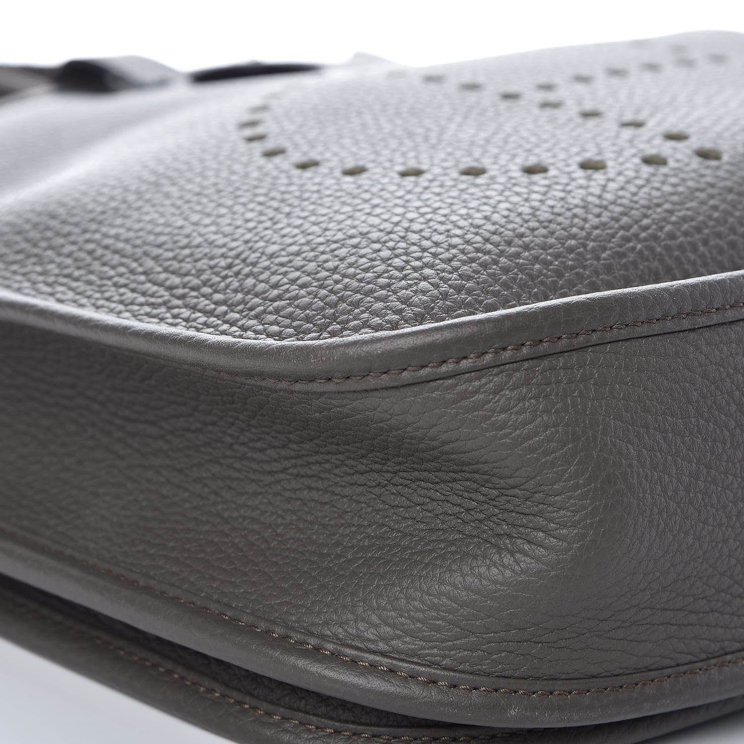 Hermes Taurillon Clemence Evelyne III PM Etain 9 of 11