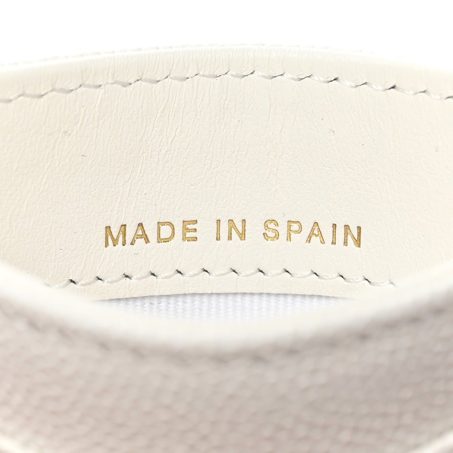 Caviar Quilted Card Holder White