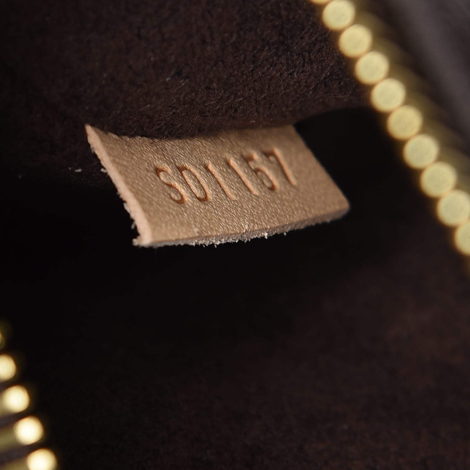 Louis Vuitton Monogram Pochette Metis 8 of 9