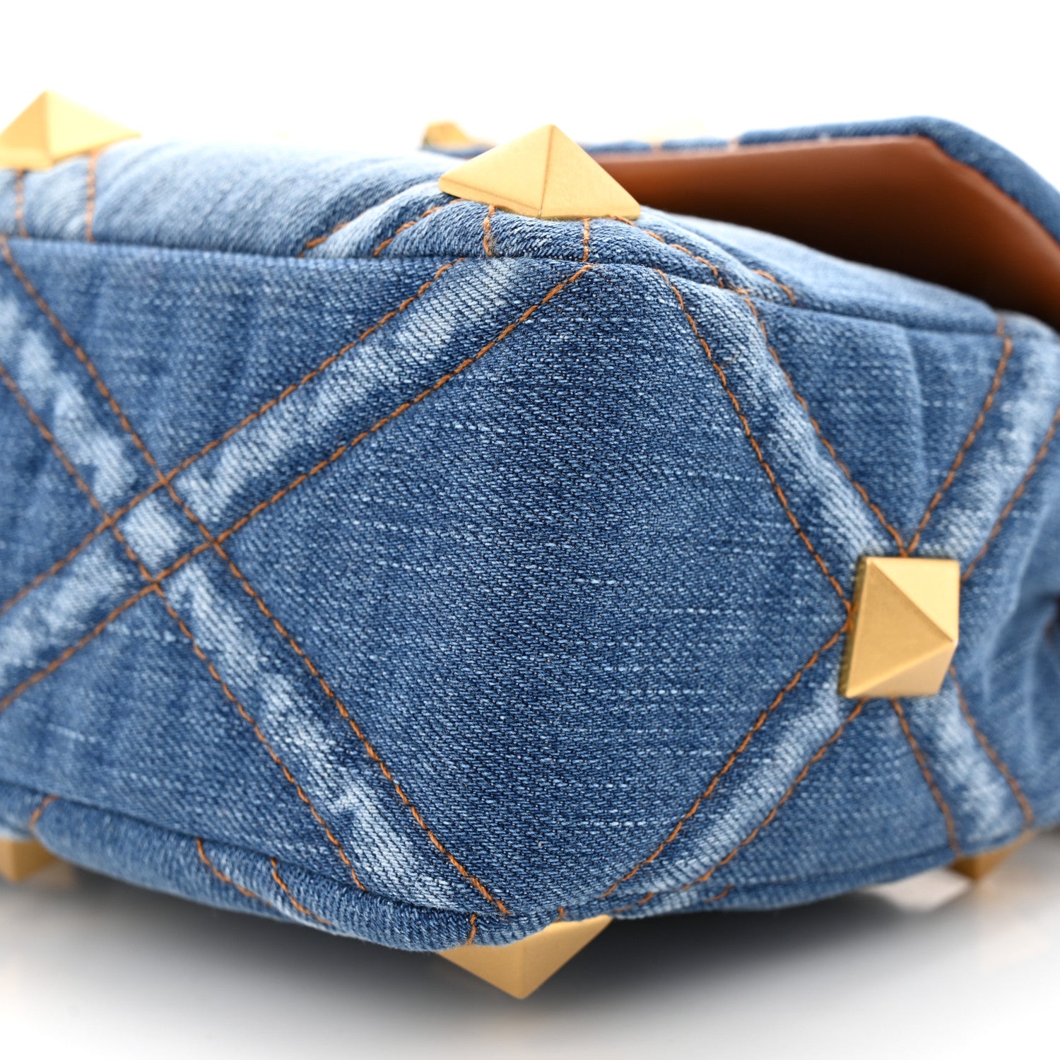 Valentino Garavani Denim Medium Roman Stud Shoulder Bag Light Denim Selleria 9 of 12
