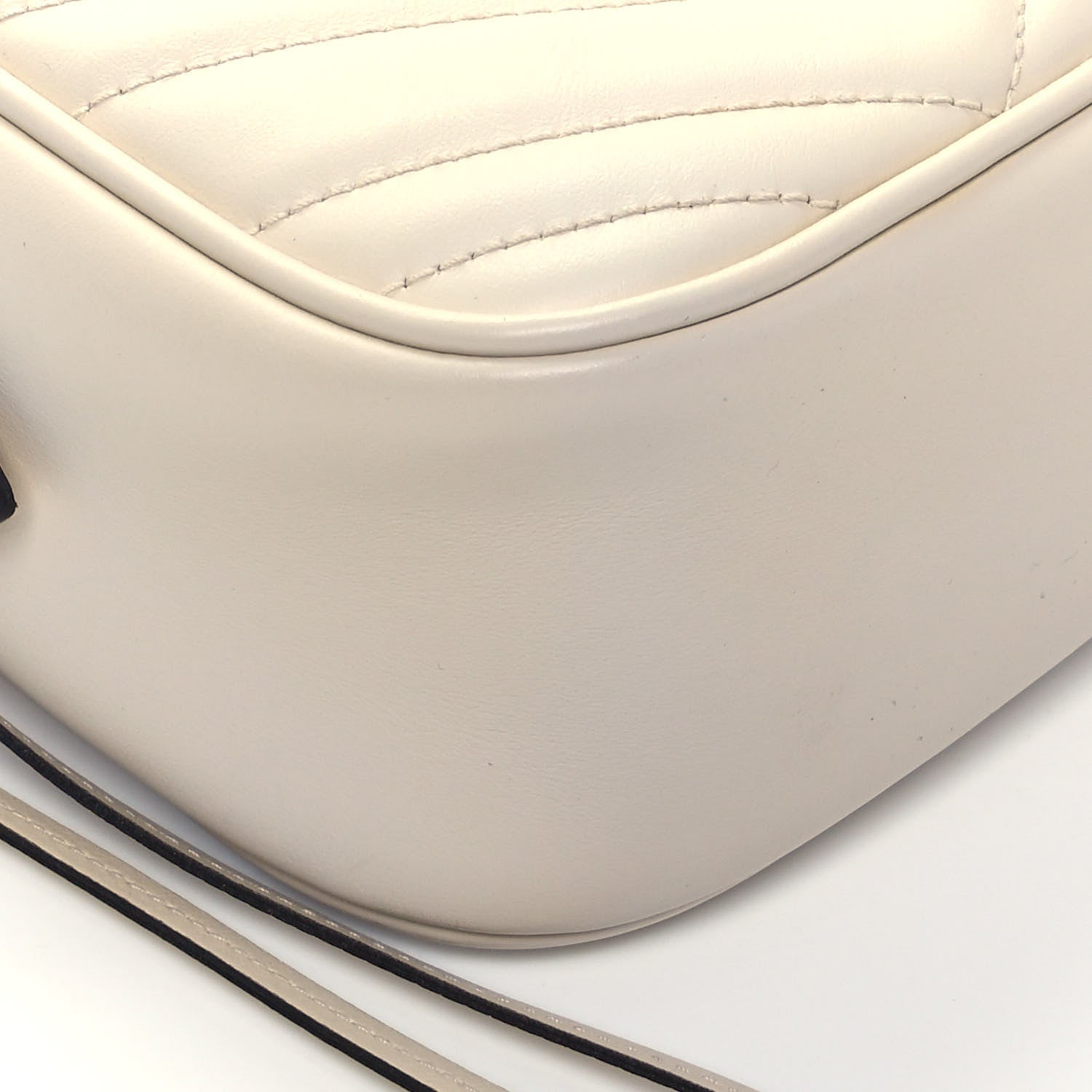 Gucci Calfskin Matelasse Small GG Marmont Chain Shoulder Bag White 9 of 10