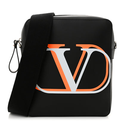 Valentino Garavani Smooth Calfskin Mens VLogo Messenger Black 1 of 9